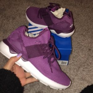 women’s adidas tubular runner s w